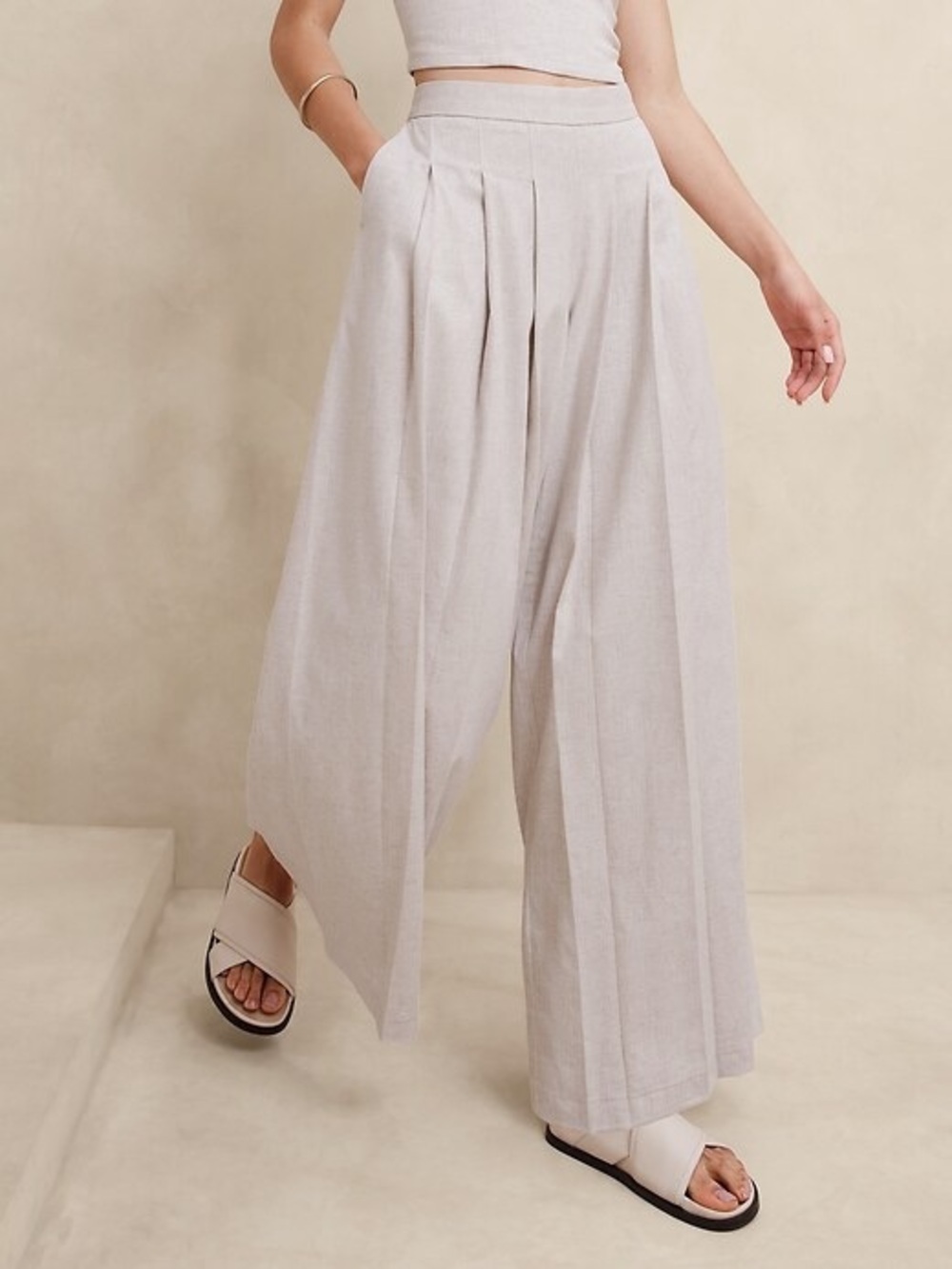 Banana Republic linen blend palazzo pants